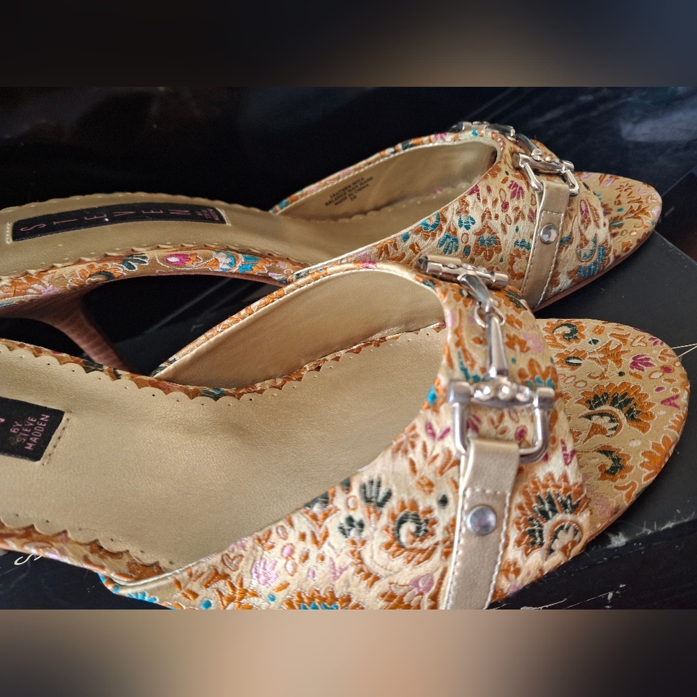 Steve Madden heels